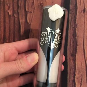 KVD Vegan lock it hydrating primer base
